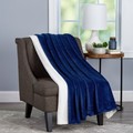 Hastings Home Poly Fleece Sherpa, Oversized Plush Woven Polyester Solid Color Throw , Breathable, Midnight and White 594894KFN